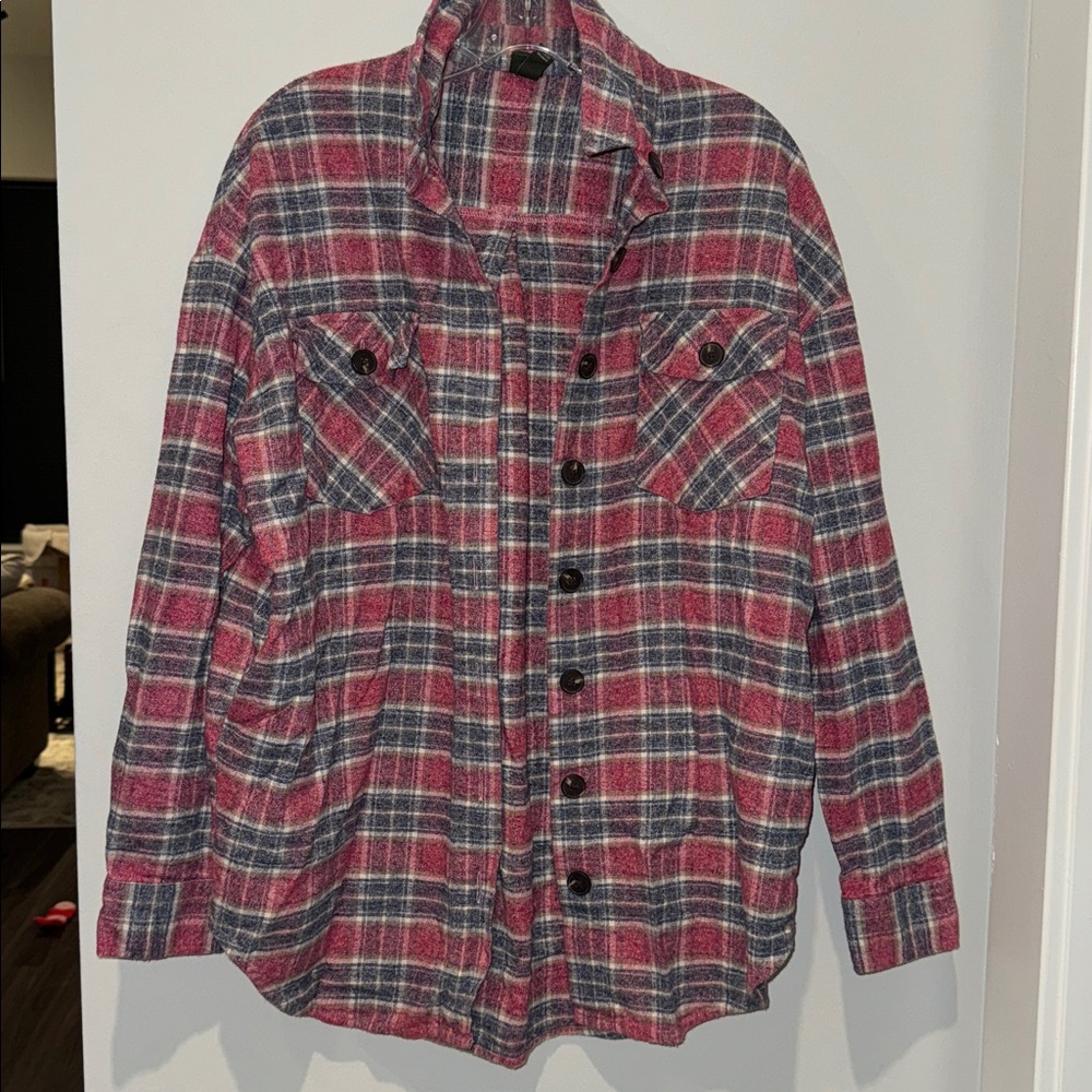 Patterned Flannel Long Sleeve - Picture 2 of 6